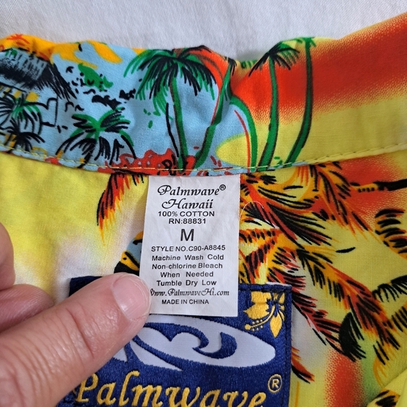 Palmwave HAWAIIAN short sleeve button down MEDIUM bright Yellow print - Picture 3 of 7